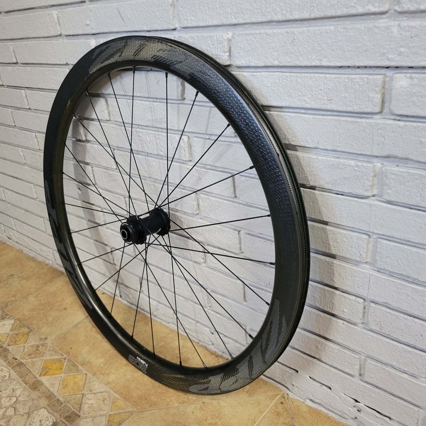 Zipp 303 NSW front wheel