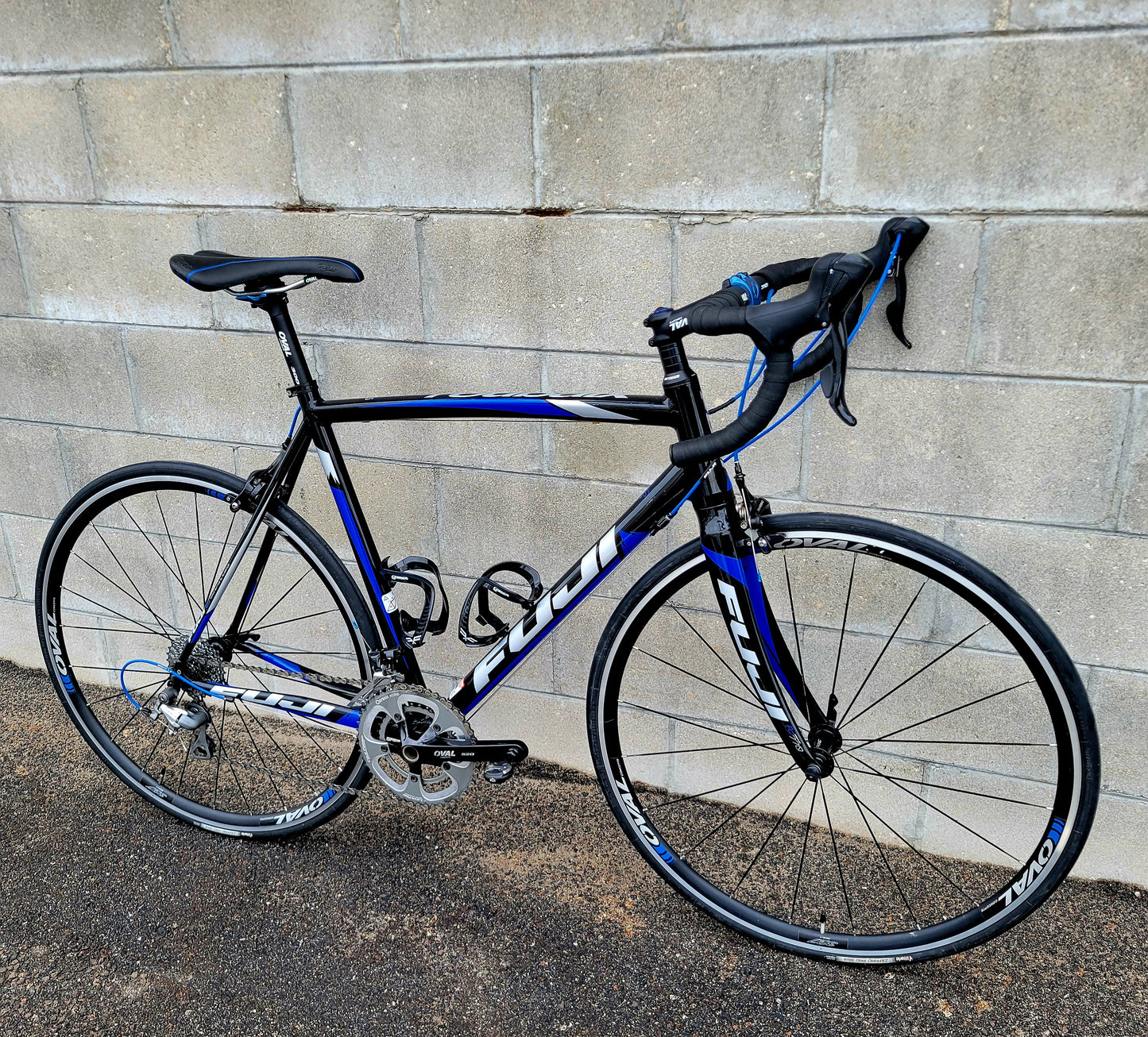 Fuji Roubaix 1.5 Road Bike 56cm