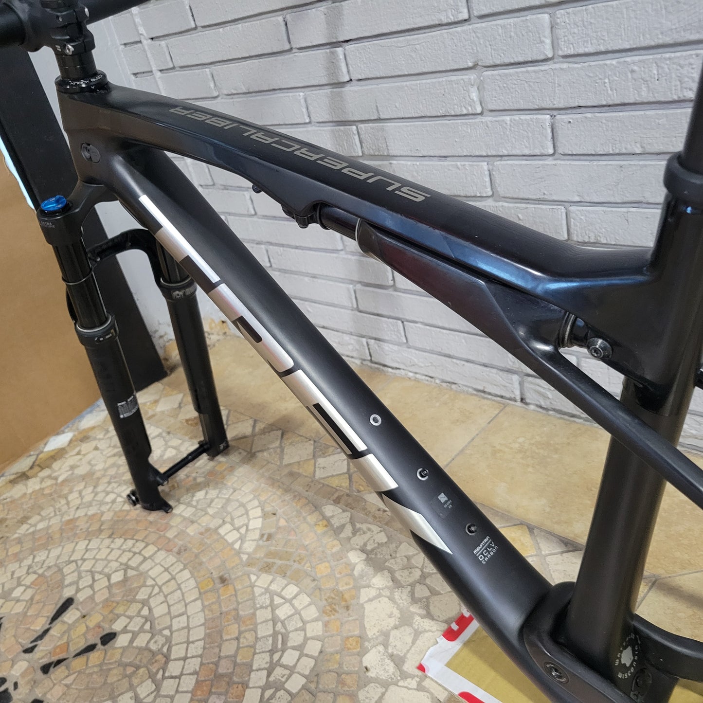 2022 Trek SuperCaliber 9.8 Carbon frameset (Large)