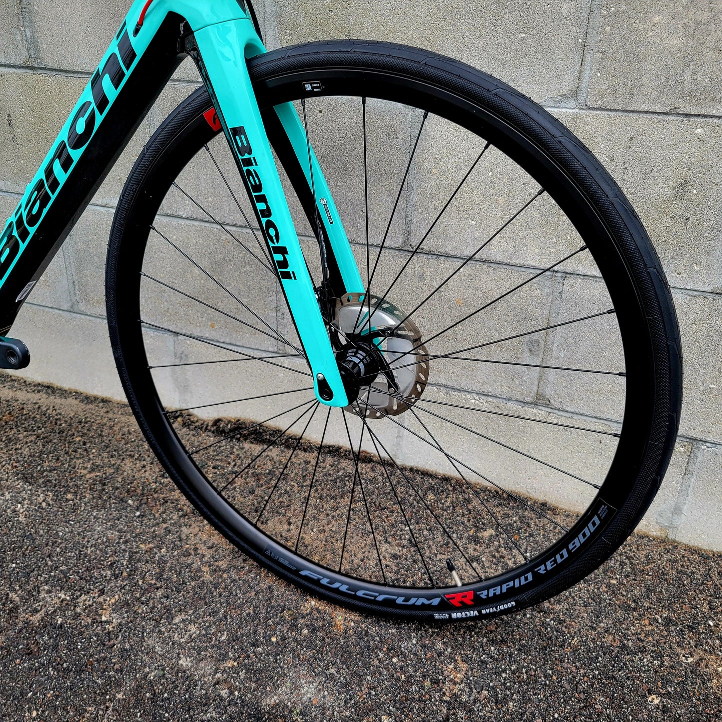 2021 Bianchi Infinito CV Carbon Road Bike 57cm Ultegra