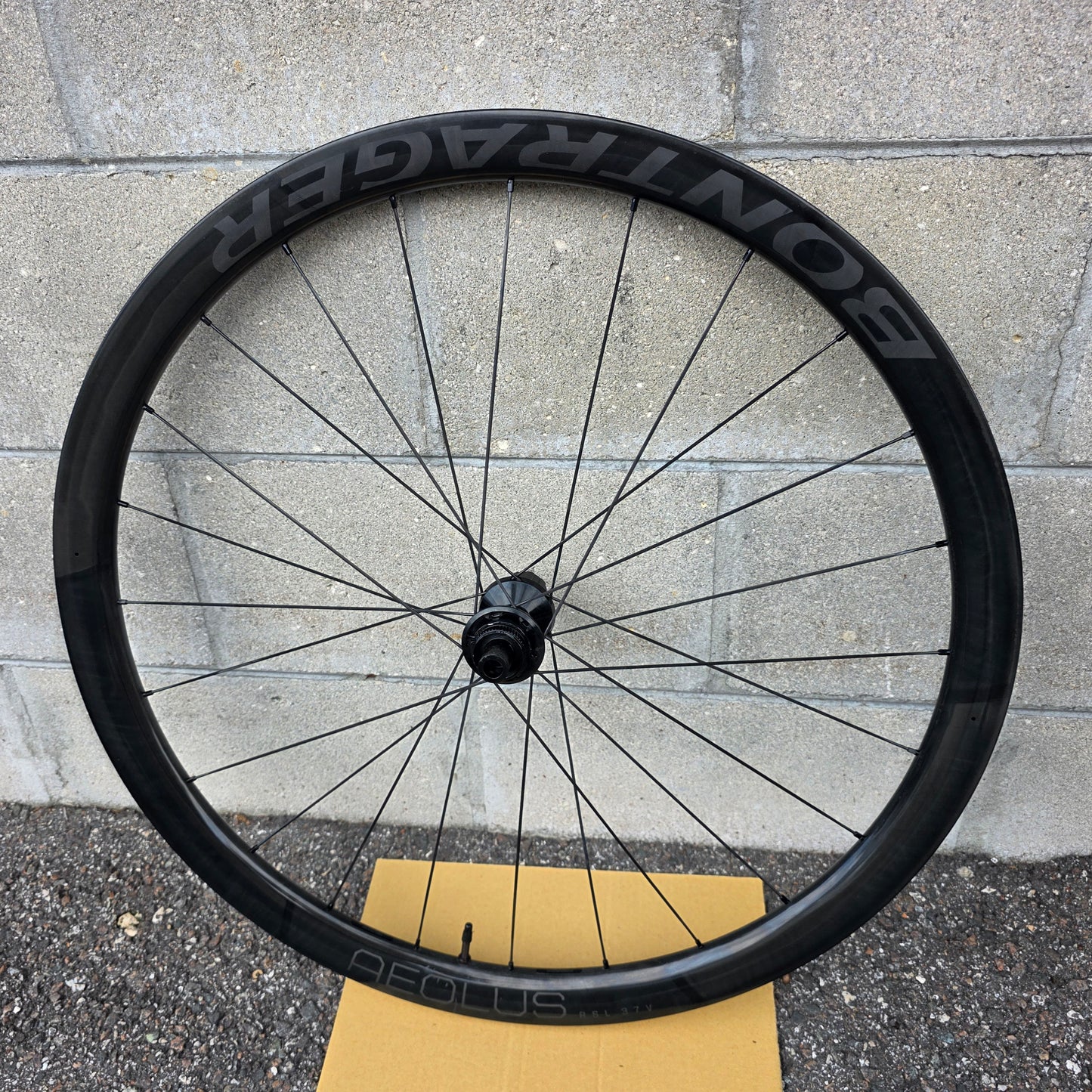 Bontrager Aeolus RSL 37V Carbon Wheelset Shimano