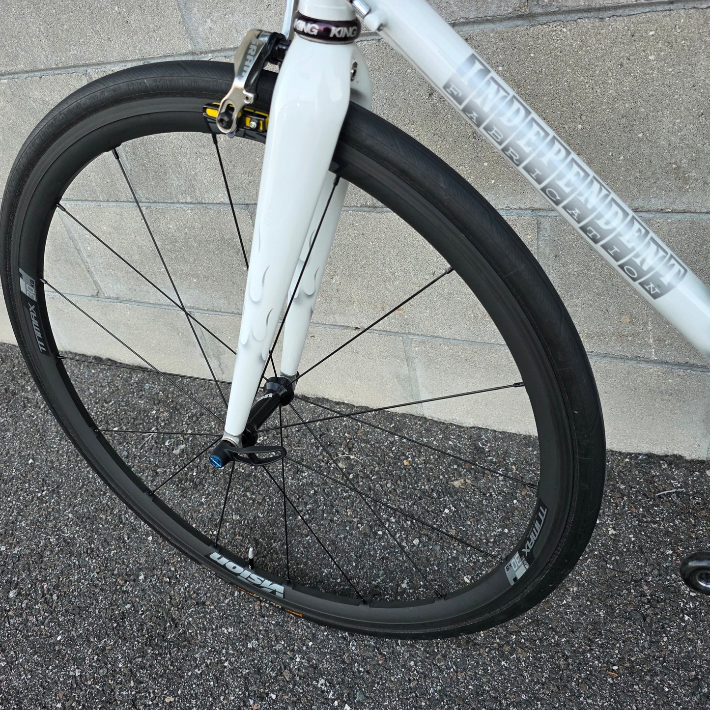 Independent Fabrication Crown Jewel Steel 54cm