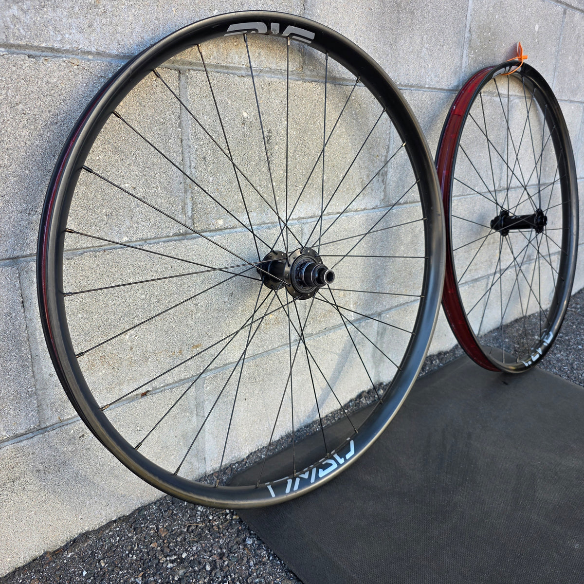 ENVE AM30 Carbon wheelset Industry Nine Boost Sram XD