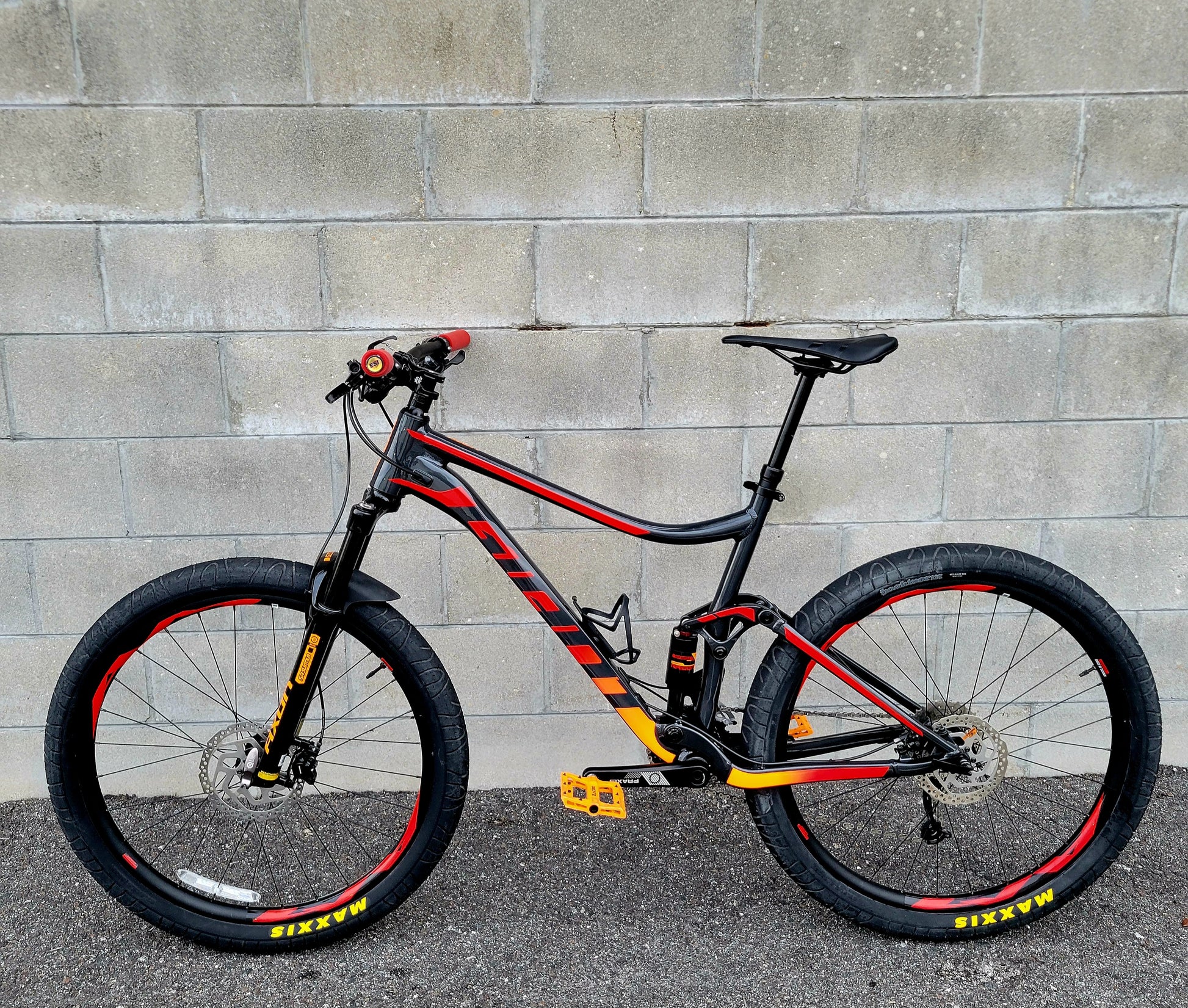 giant mountainbike 2019 Giant Stance 2 (Large) 27.5 – South Tampa Bicycle Co