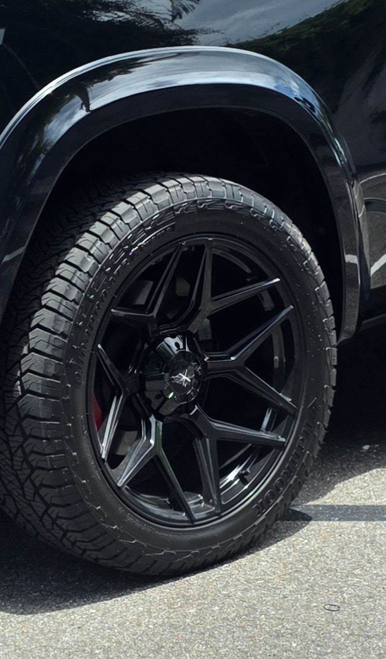 22" Wheels and Hankook Dynapro AT2 Xtreme RF12 305/45r22 tires RAM Chevy 6x139.7 6x135