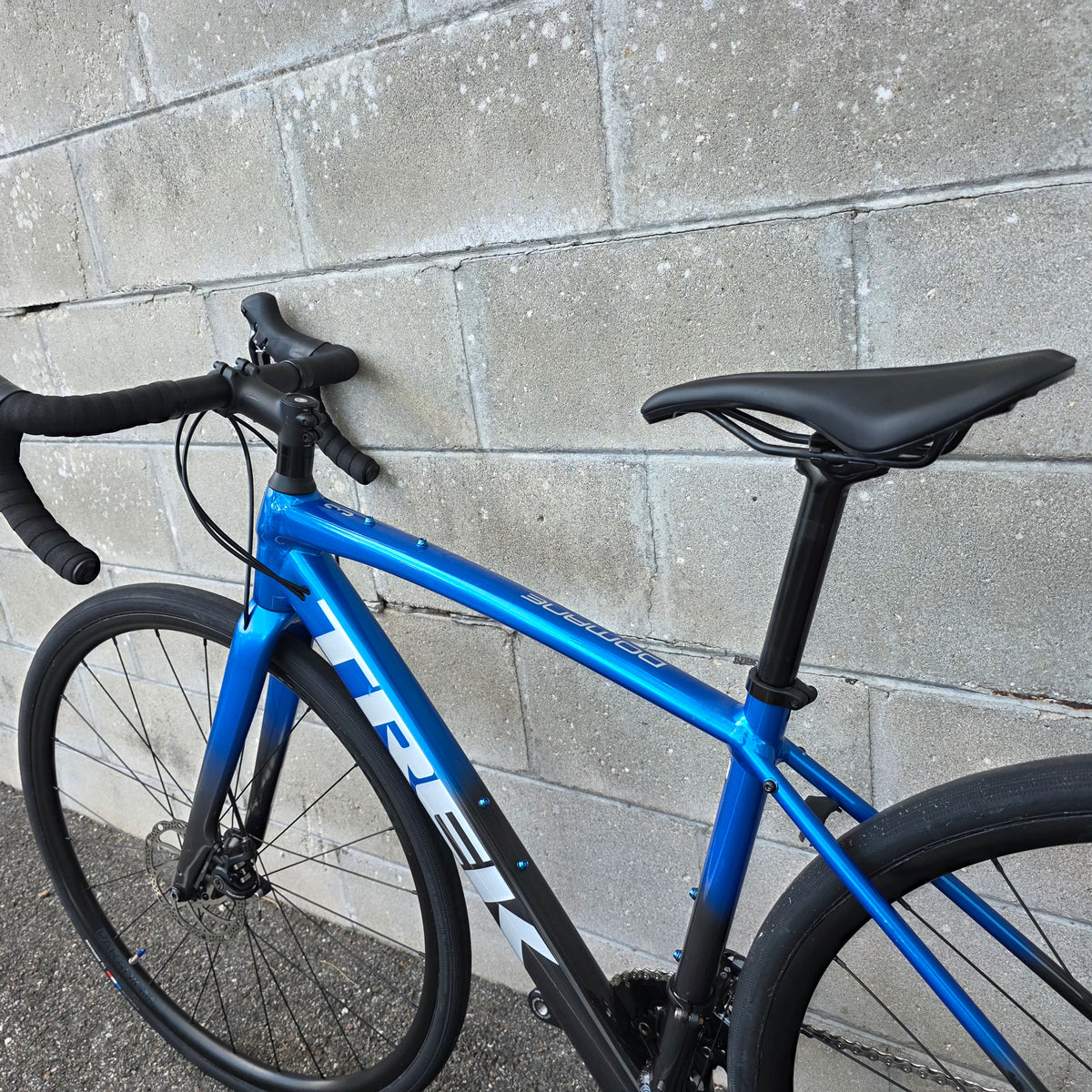 2023 Trek Domane AL3 49CM