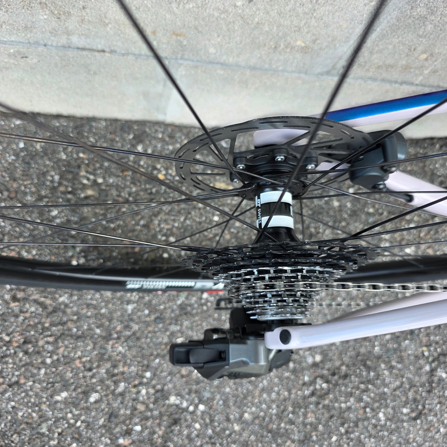 2021 Specialized Roubaix AXS 58cm