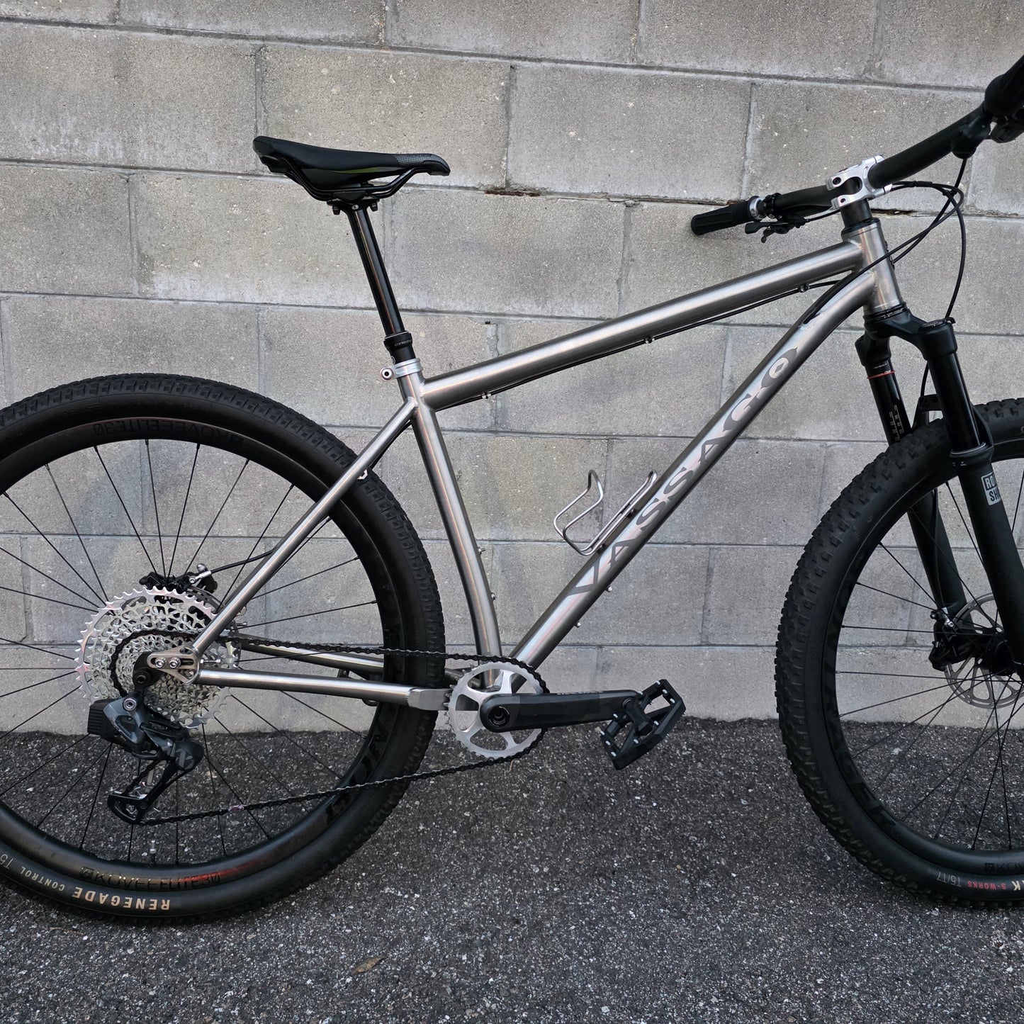Vassago Optimus Titanium 29 (Large) SRAM AXS