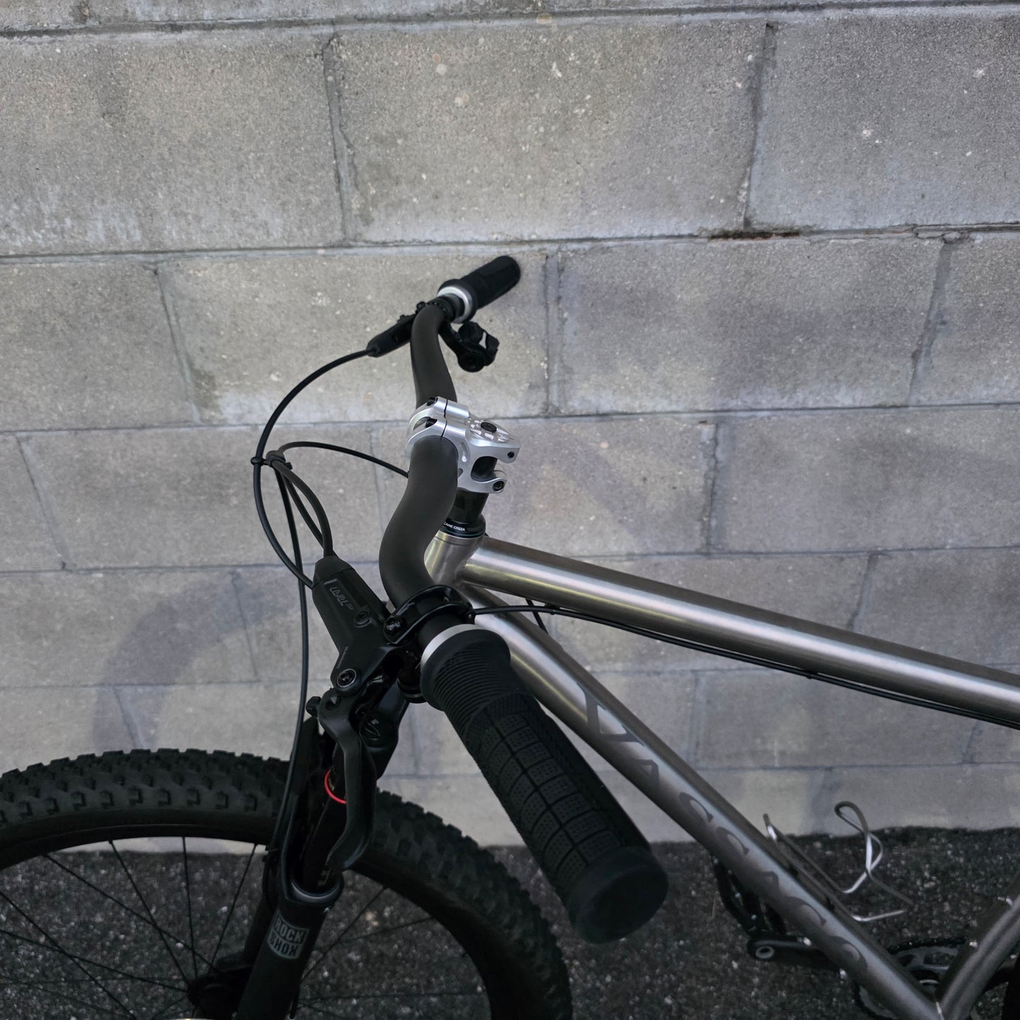Vassago Optimus Titanium 29 (Large) SRAM AXS