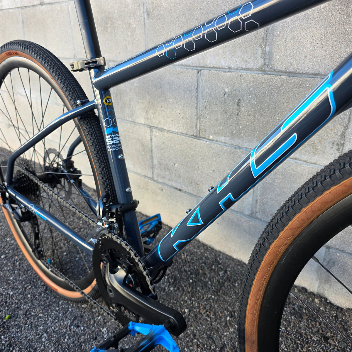 KHS Grit 55 (XS Extra Small) Steel Flat Bar Gravel Bike