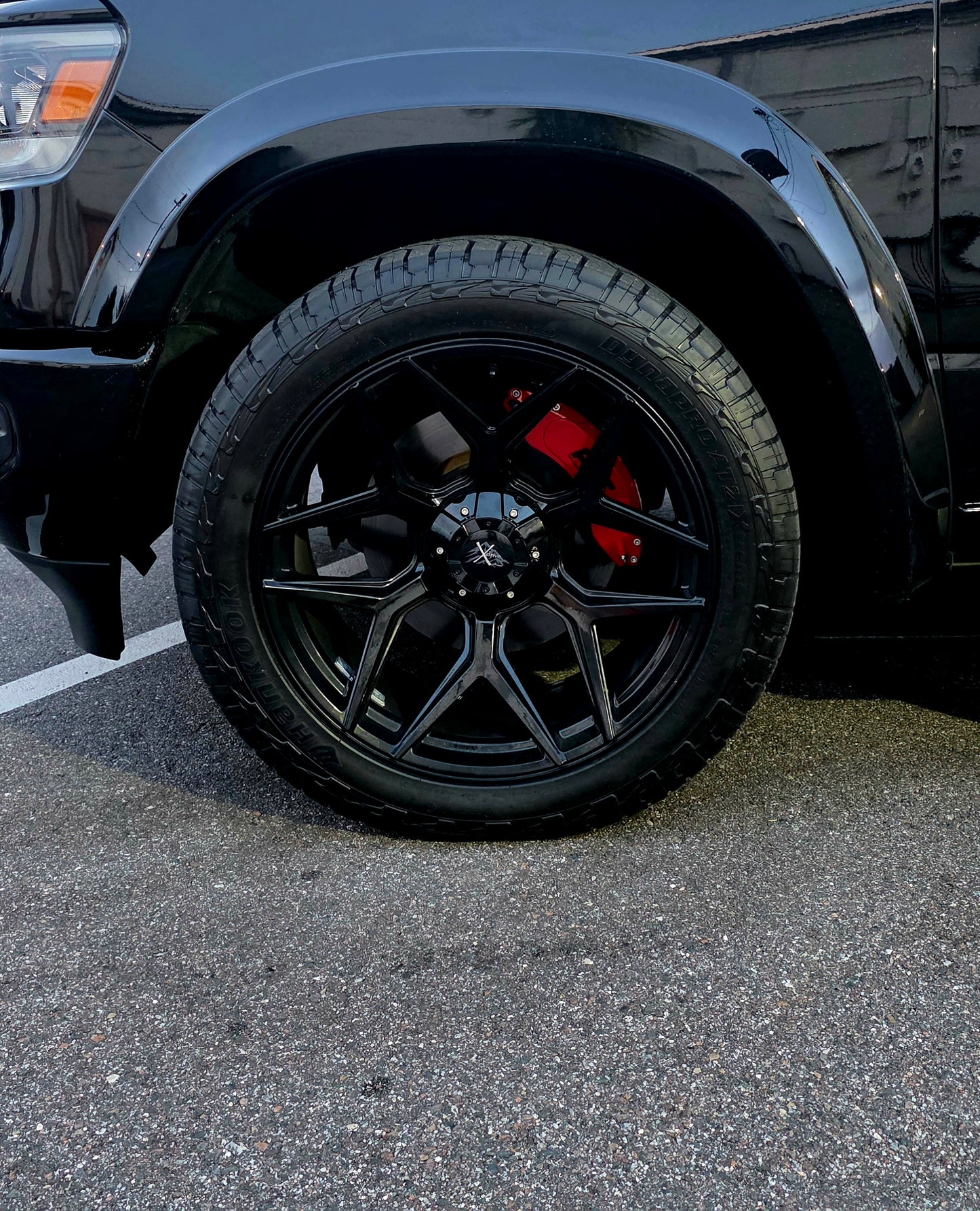 22" Wheels and Hankook Dynapro AT2 Xtreme RF12 305/45r22 tires RAM Chevy 6x139.7 6x135