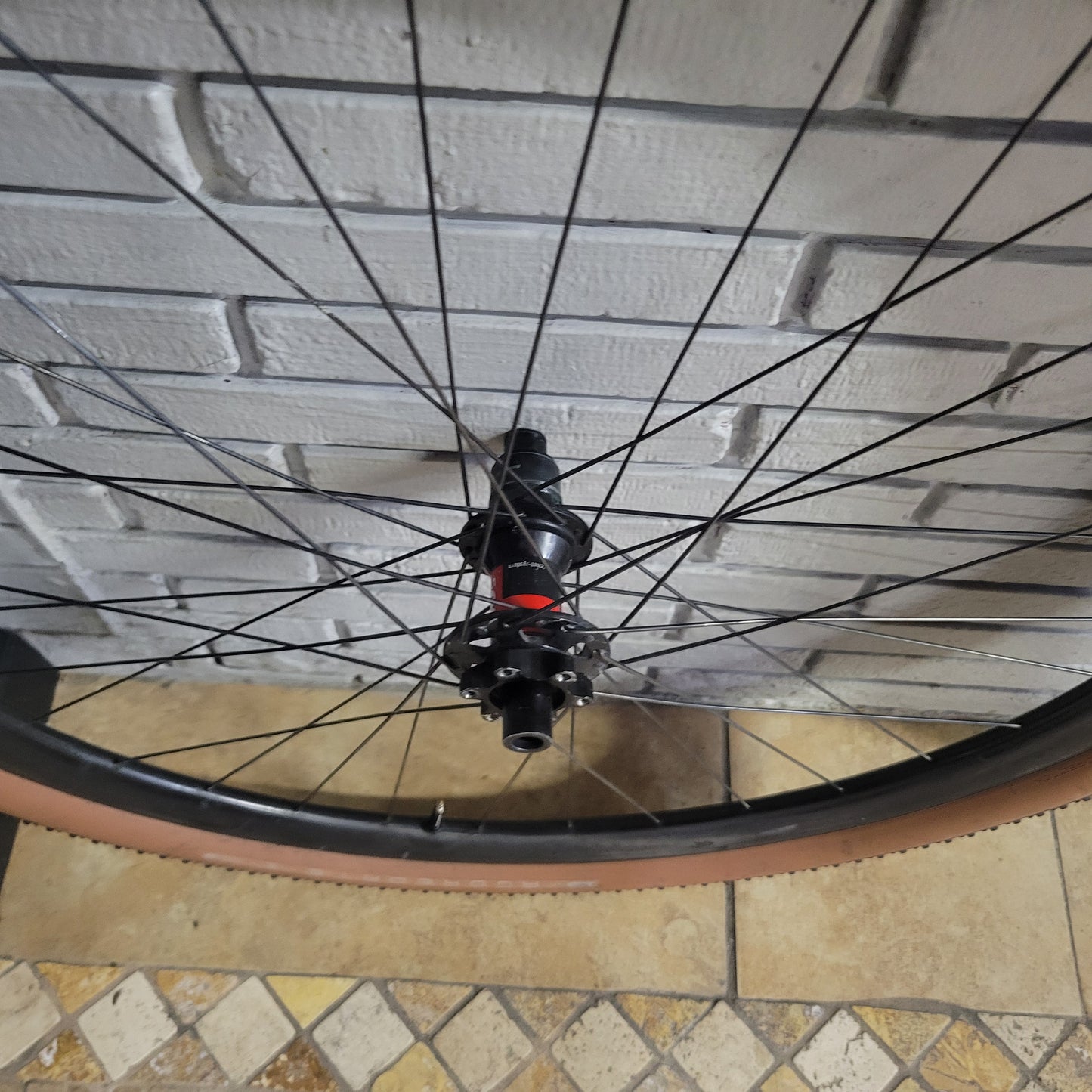 ENVE Carbon wheelset DT 240
15x100f, 12x142r