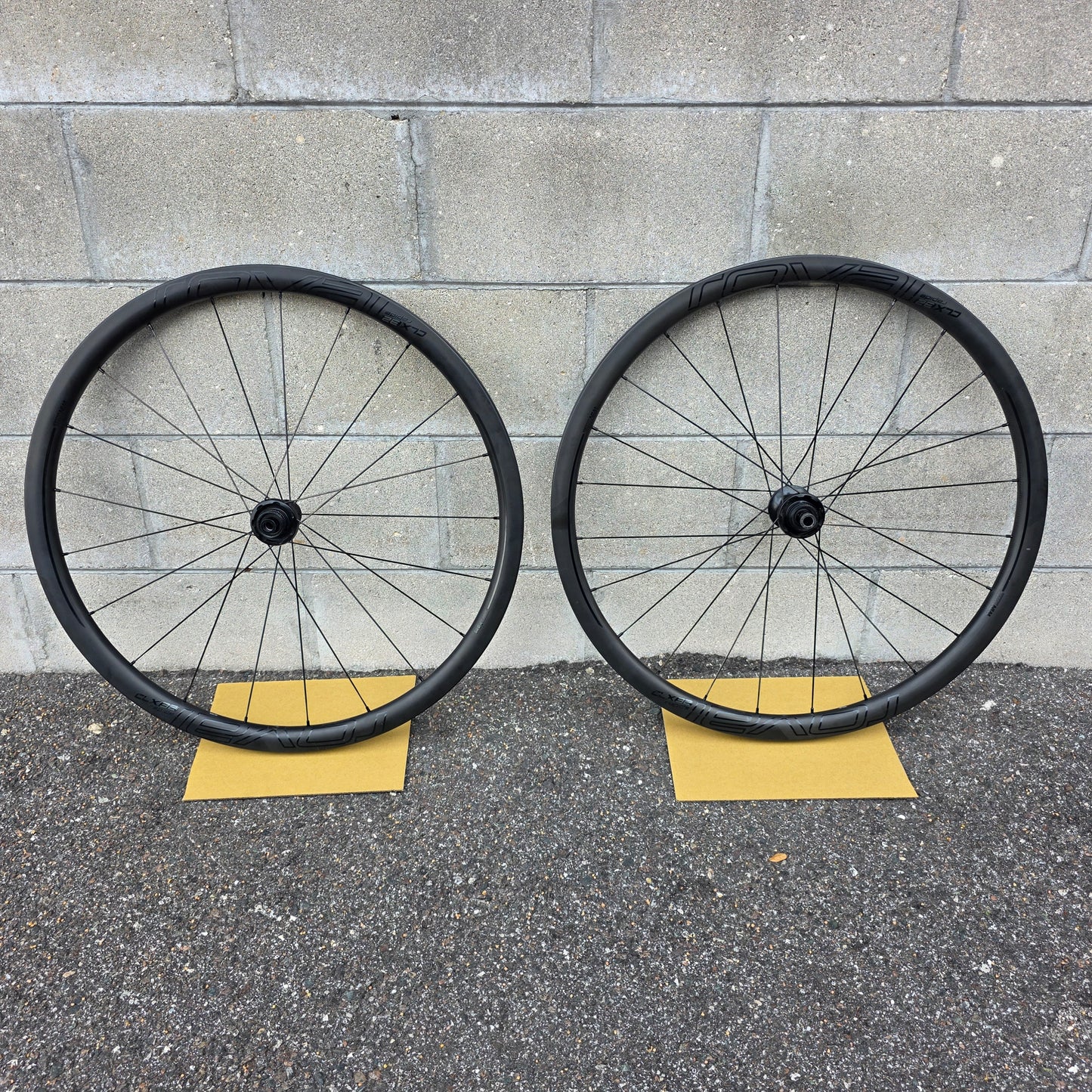Roval Rapide CLX 32 700c gravel all road Carbon wheelset