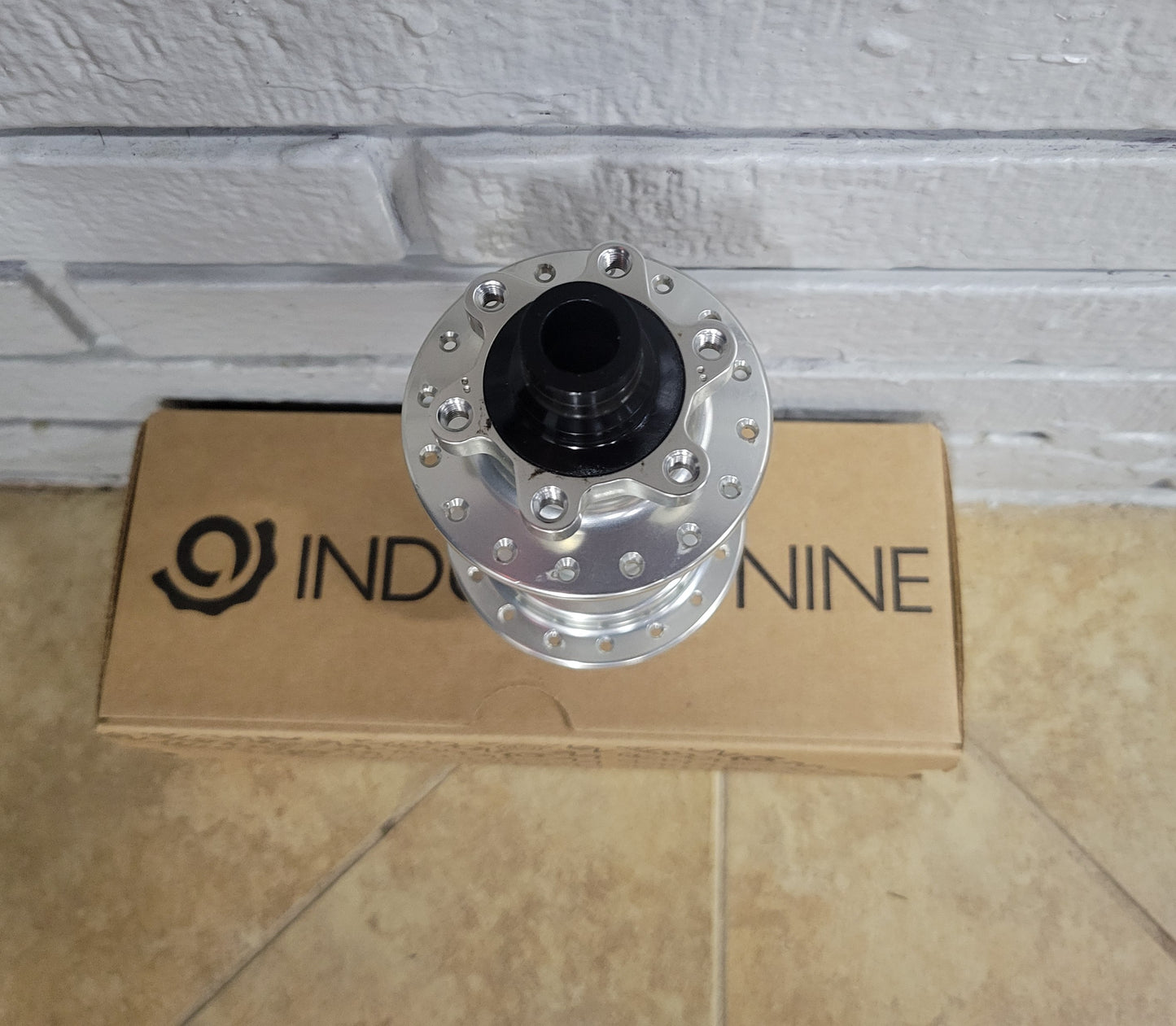 Industry Nine Hydra SuperBoost Rear Hub 32h Silver