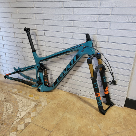 2020 Pivot Mach 4 SL Carbon Frameset