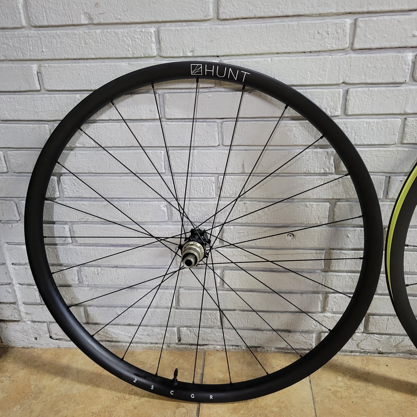 Hunt CGR25 Carbon Gravel Race Wheelset