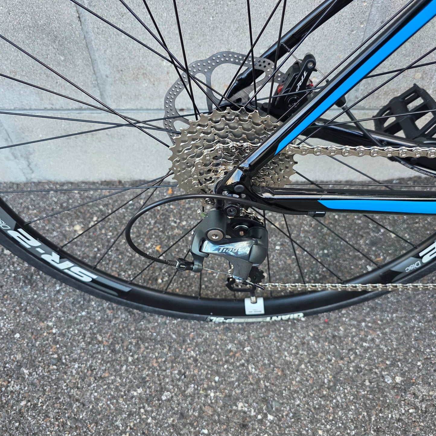 Giant Contend SL 2 Disc Brake Road Bike(Size Small)