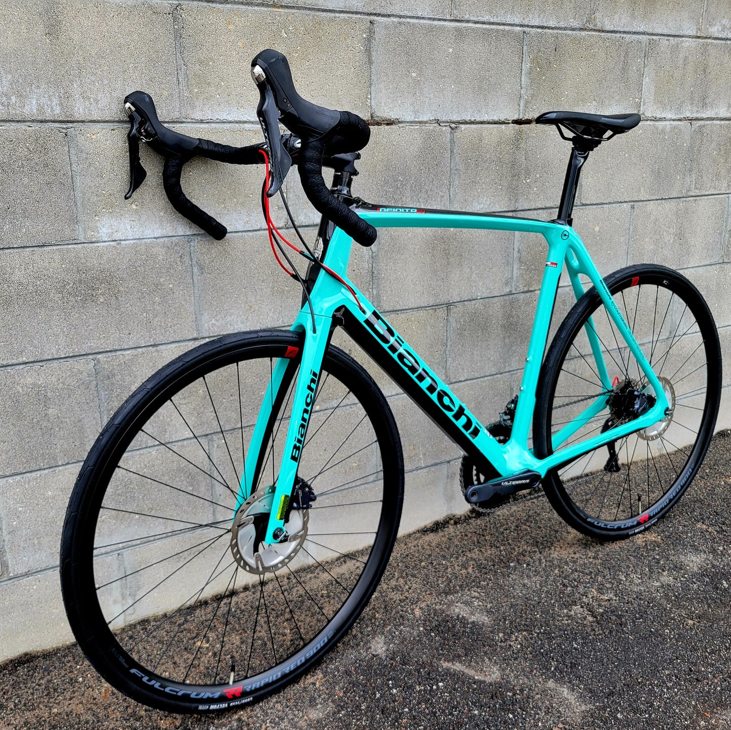2021 Bianchi Infinito CV Carbon Road Bike 57cm Ultegra