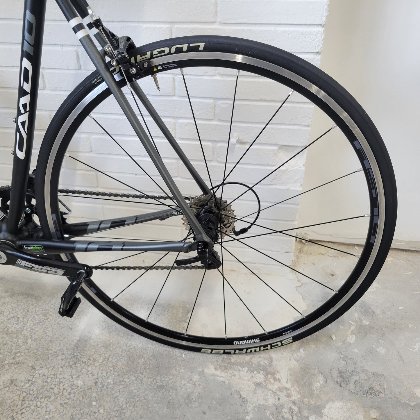 2015 Cannondale Caad10 5 105 Road Bike (56cm)