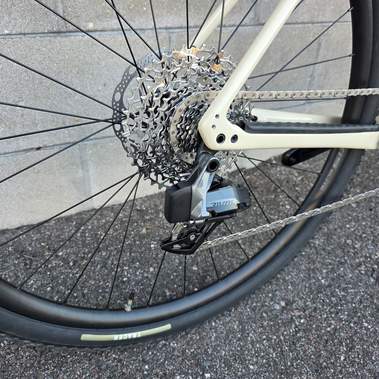 2023 Specialized Diverge Carbon Rival AXS XPLR (58cm)