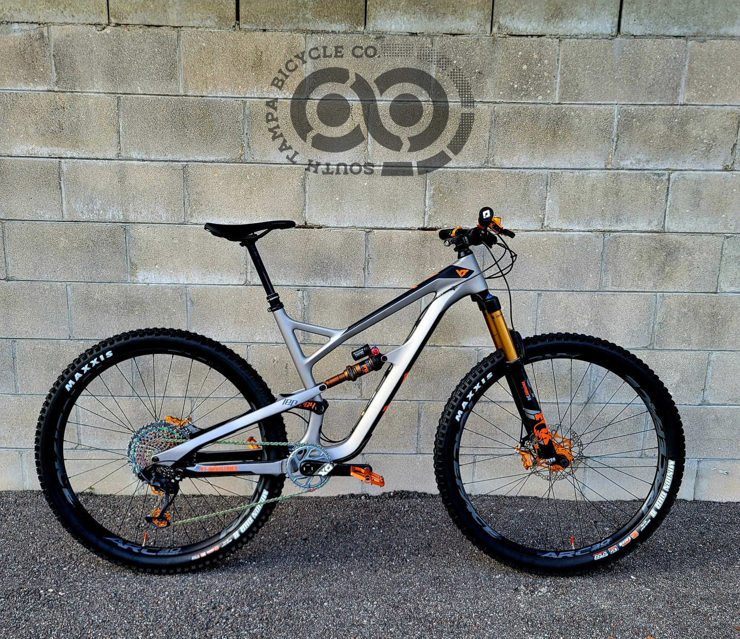YT Jeffsey Carbon Pro Race 29 (Large)