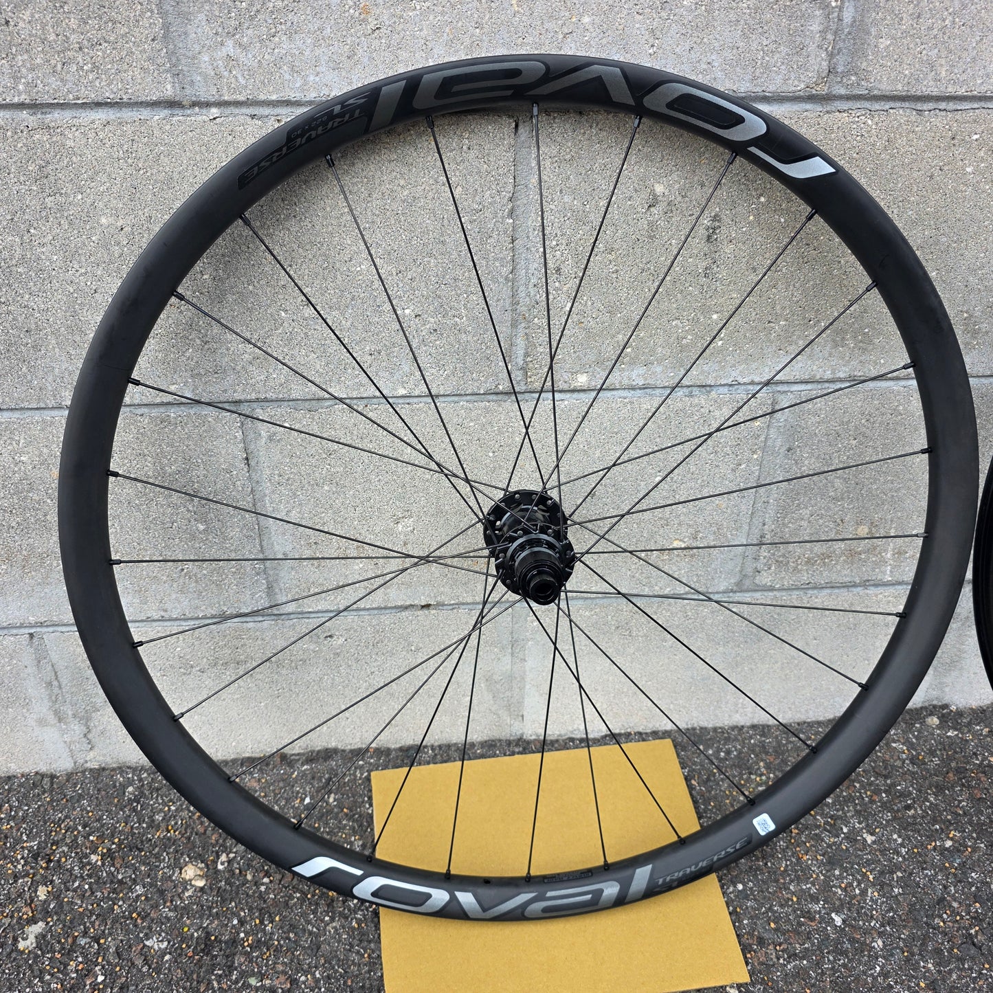 Roval Traverse SL 29 6b Carbon Wheelset DT 240