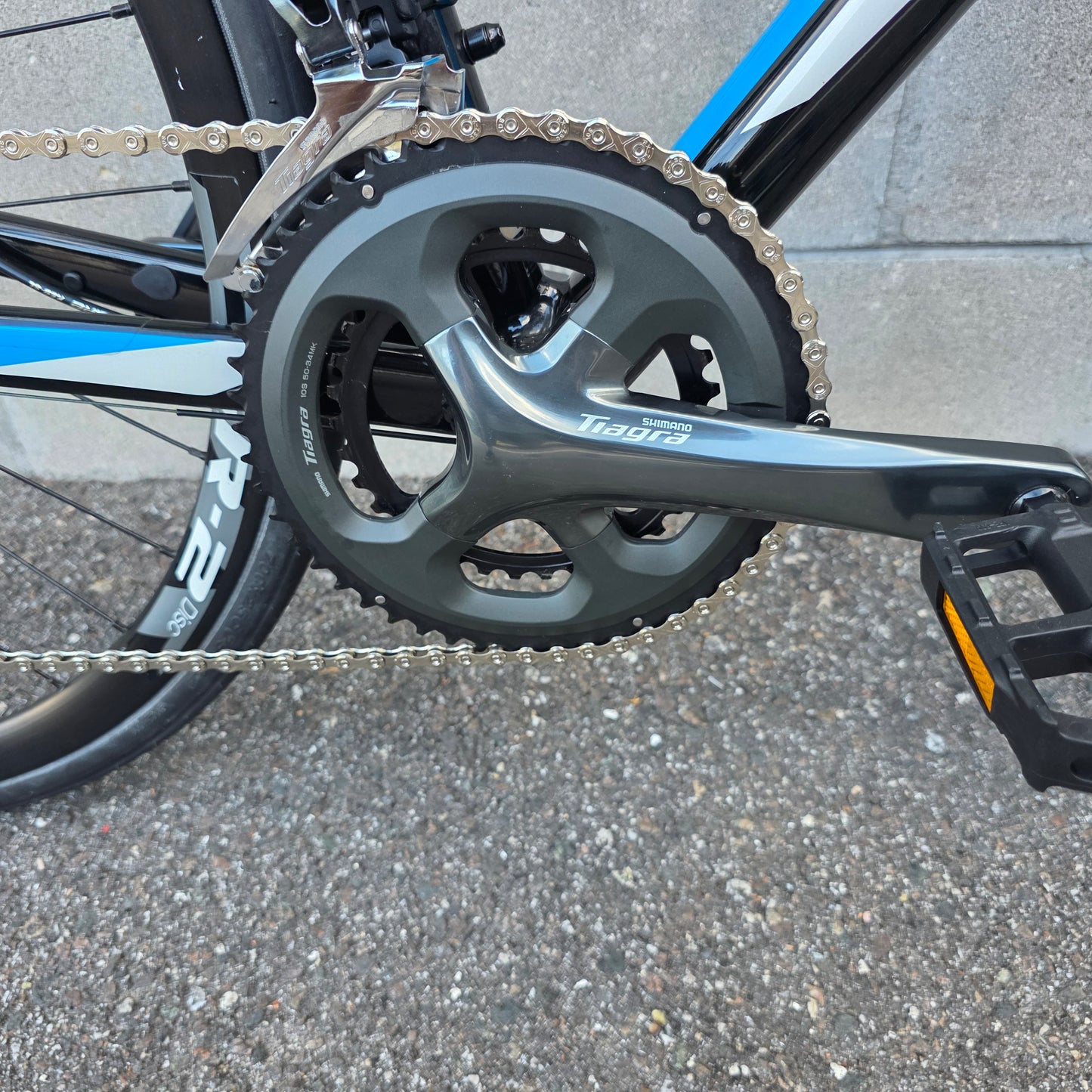 Giant Contend SL 2 Disc Brake Road Bike(Size Small)
