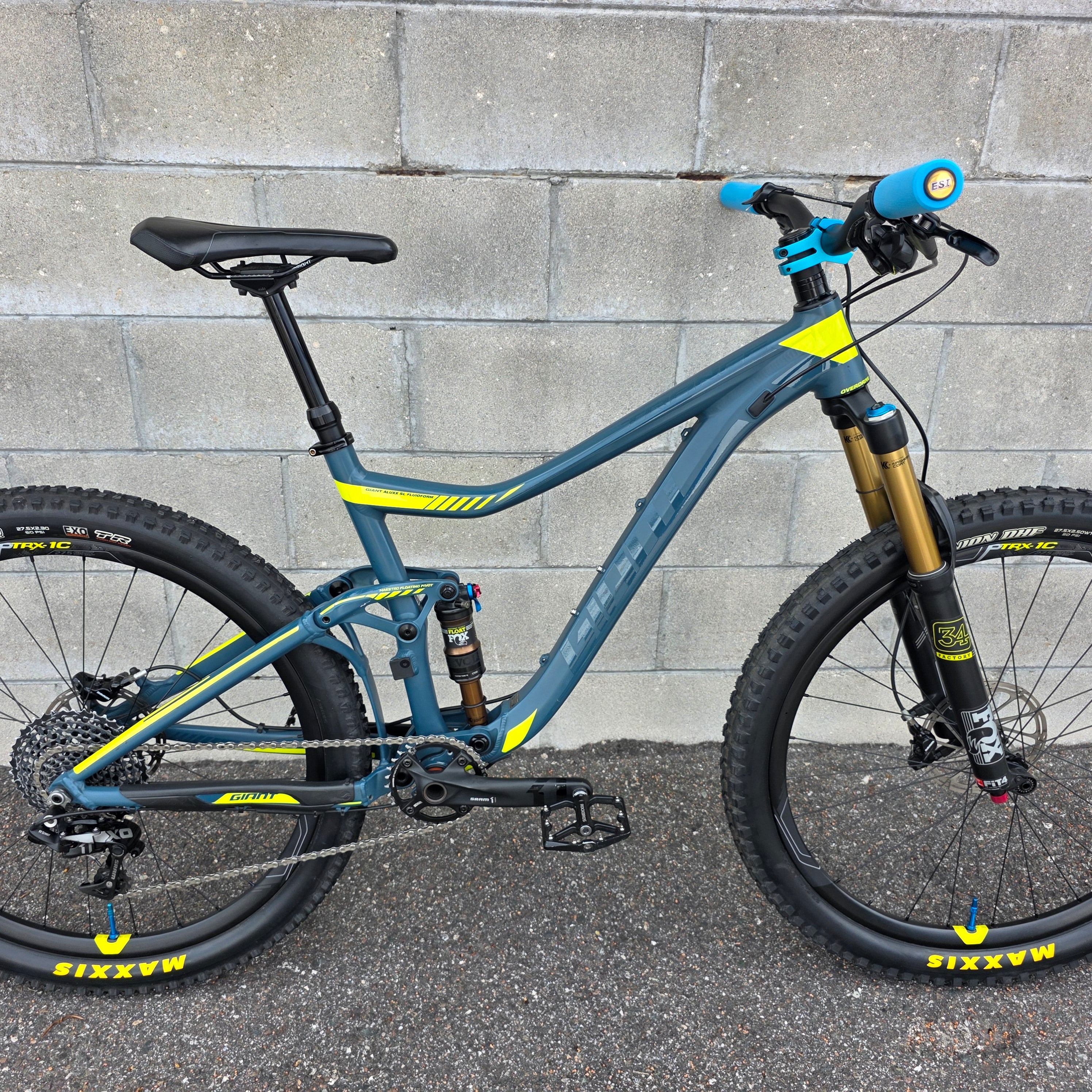 Giant Trance 1 27.5 (Small) Fox Factory, Carbon wheels – South
