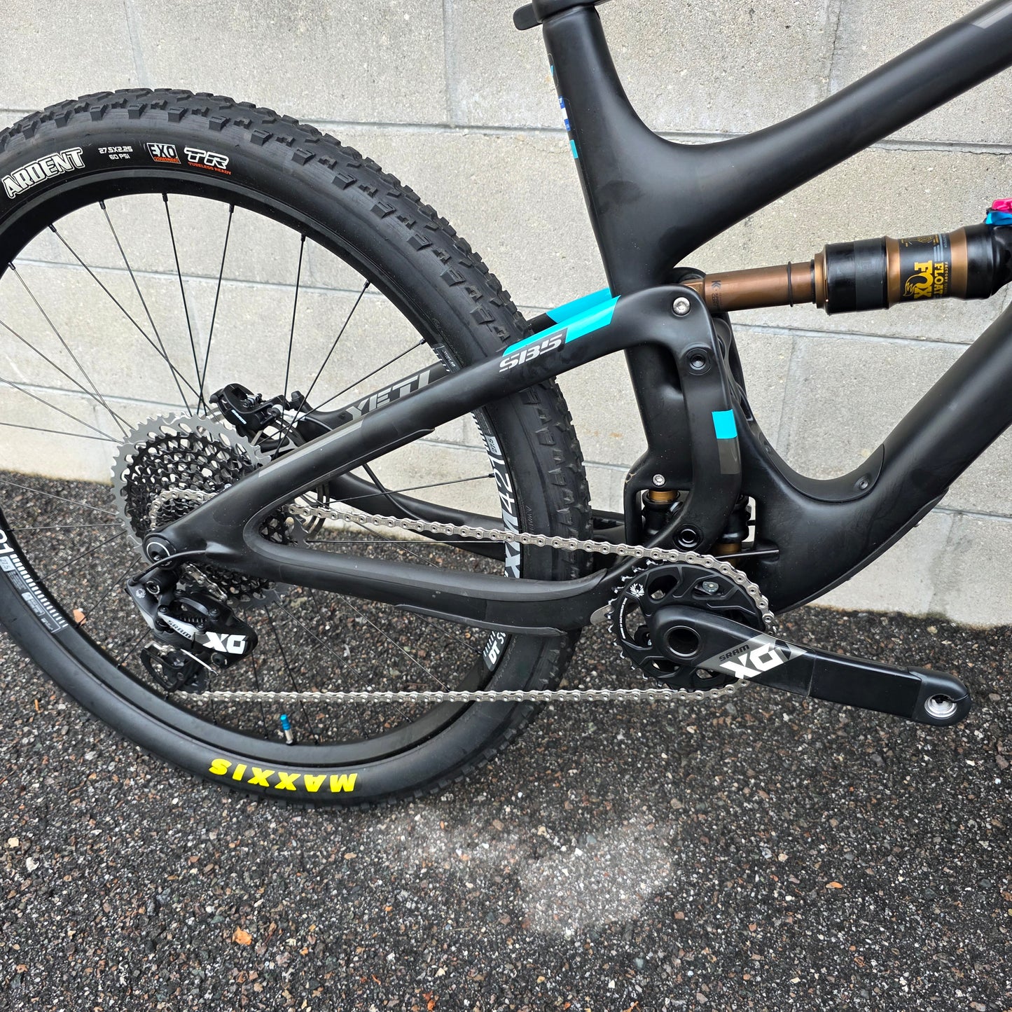 Yeti SB5 Turq 27.5 Carbon (Size Medium) SRAM XO, FOX Factory