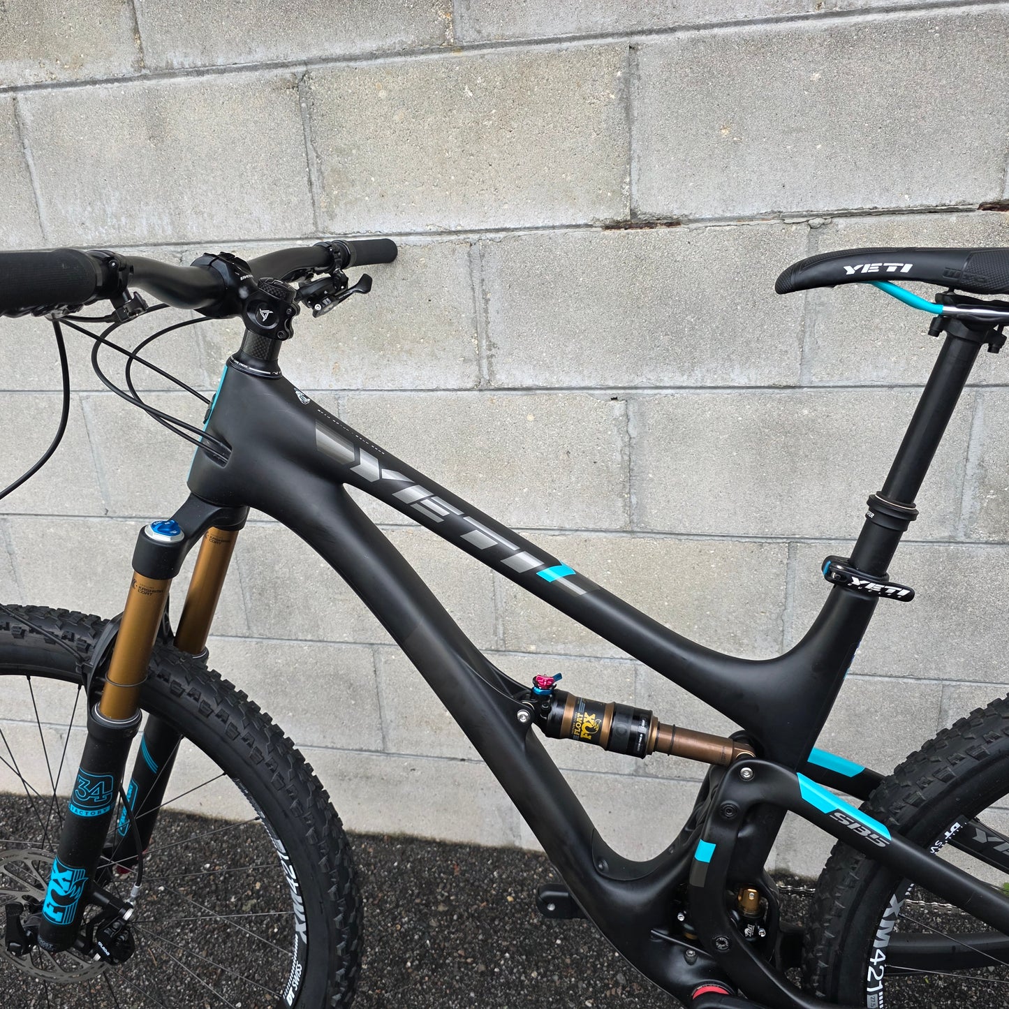 Yeti SB5 Turq 27.5 Carbon (Size Medium) SRAM XO, FOX Factory