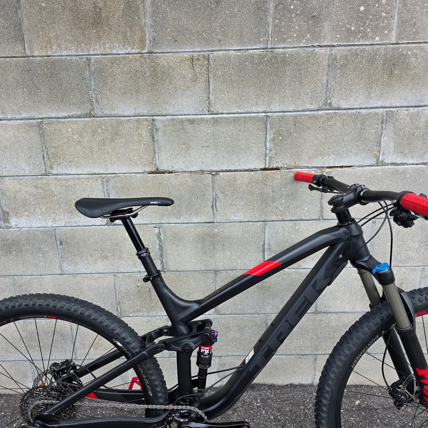 Trek Fuel EX8 29 (Large 19.5")