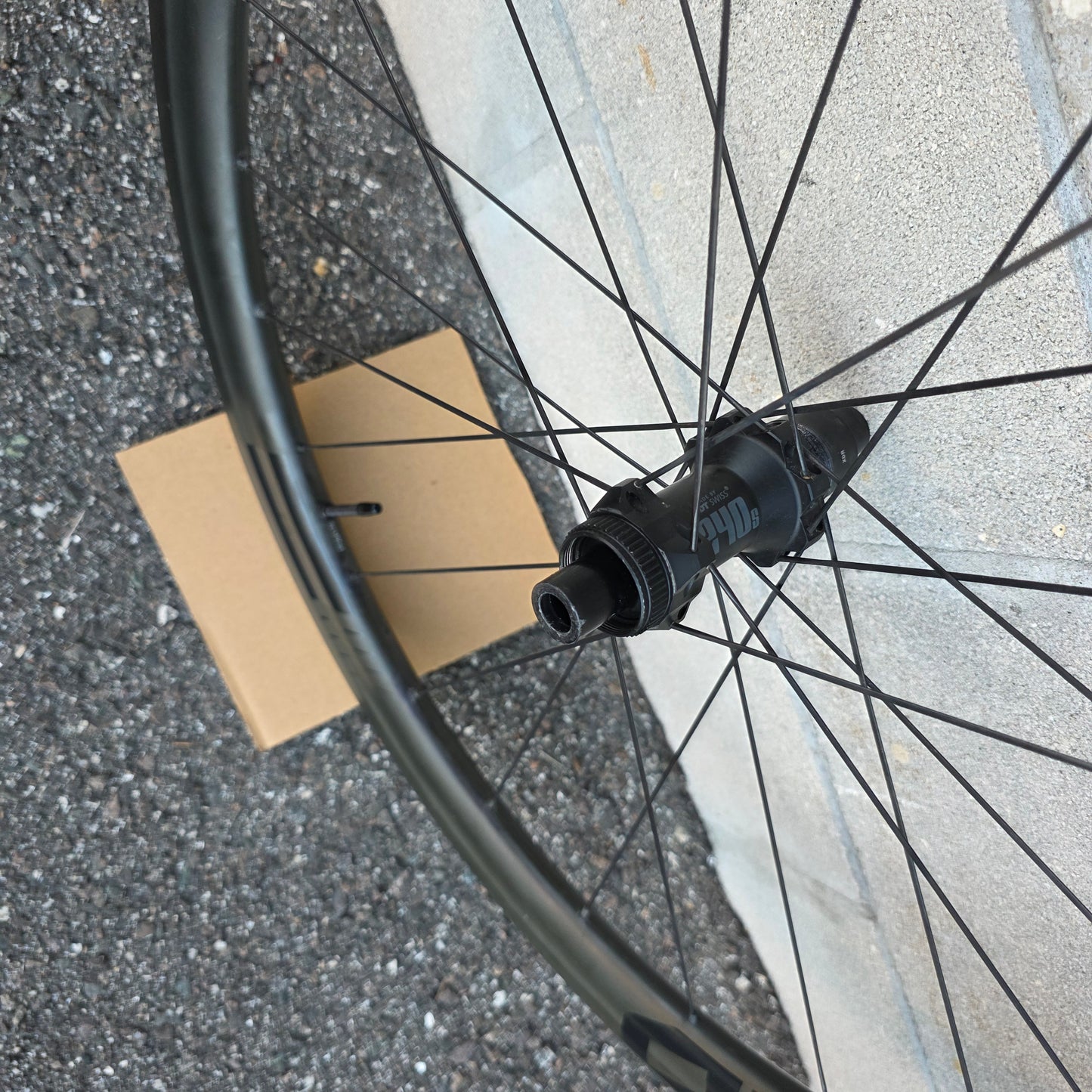 FFWD FCC F4D Carbon Disc Wheelset DT Swiss 240 road gravel XDR