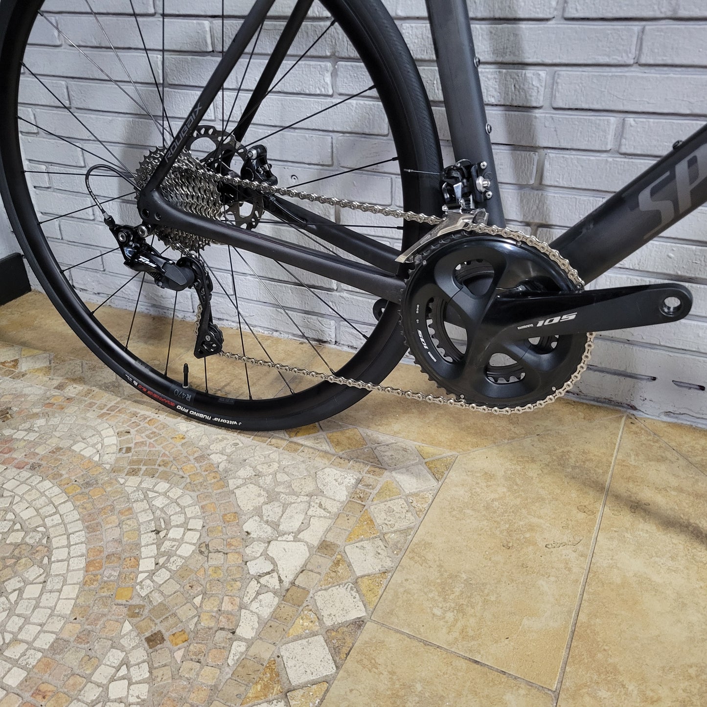 2023 Specialzied Roubaix Sport Carbon 61cm