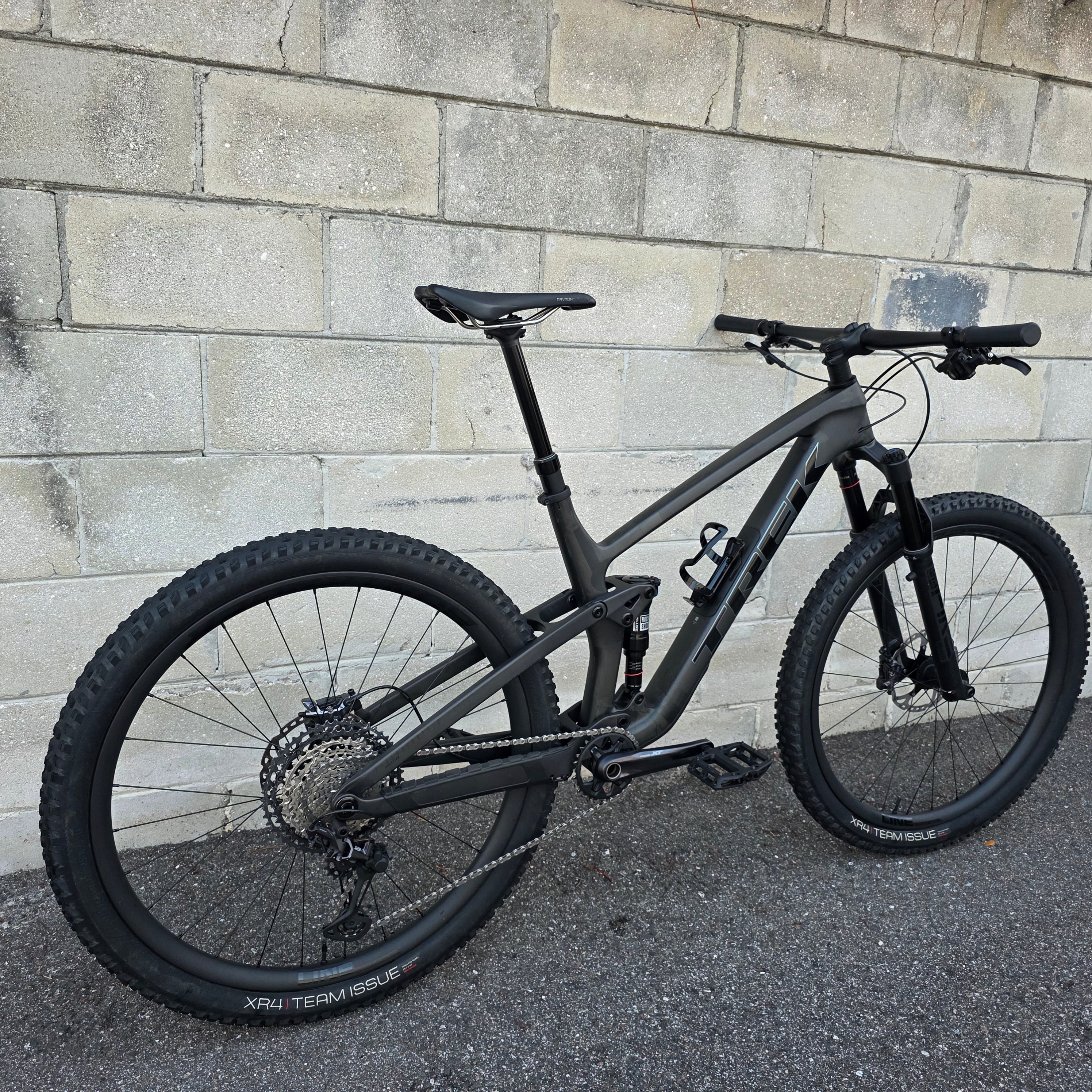 2024 Trek Top Fuel 9.8 XT (Size M/L) – South Tampa Bicycle Co.