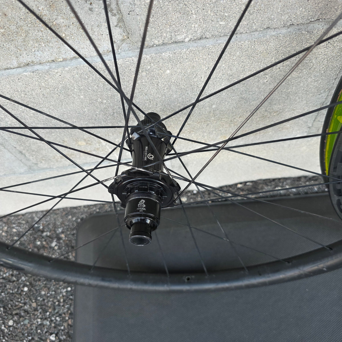 Reynolds Black Label 289/309 XC 29 wheelset Hydra Boost XD