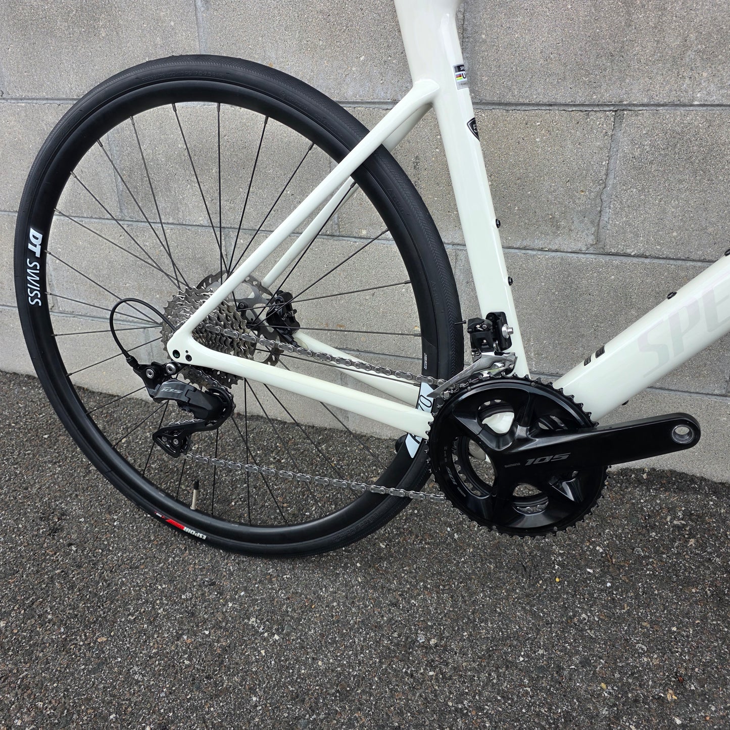 2024 Specialized Roubaix SL8 Sport Carbon 105 (58cm)