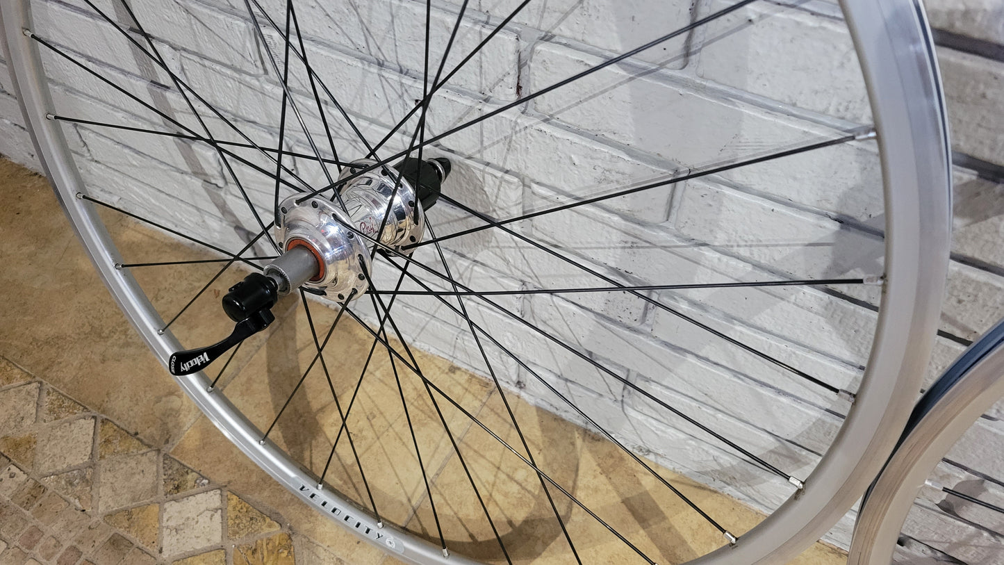 Phil Wood/ Velocity 650c wheelset 135r, 100f spacing