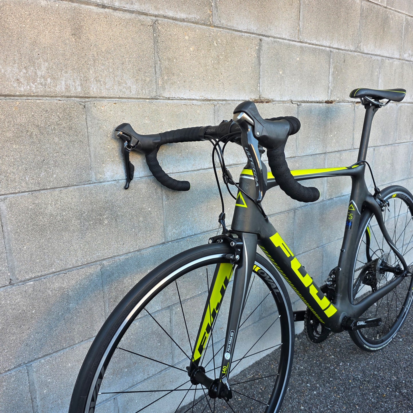 Fuji Transoinc 2.5 Carbon Road Bike  56cm