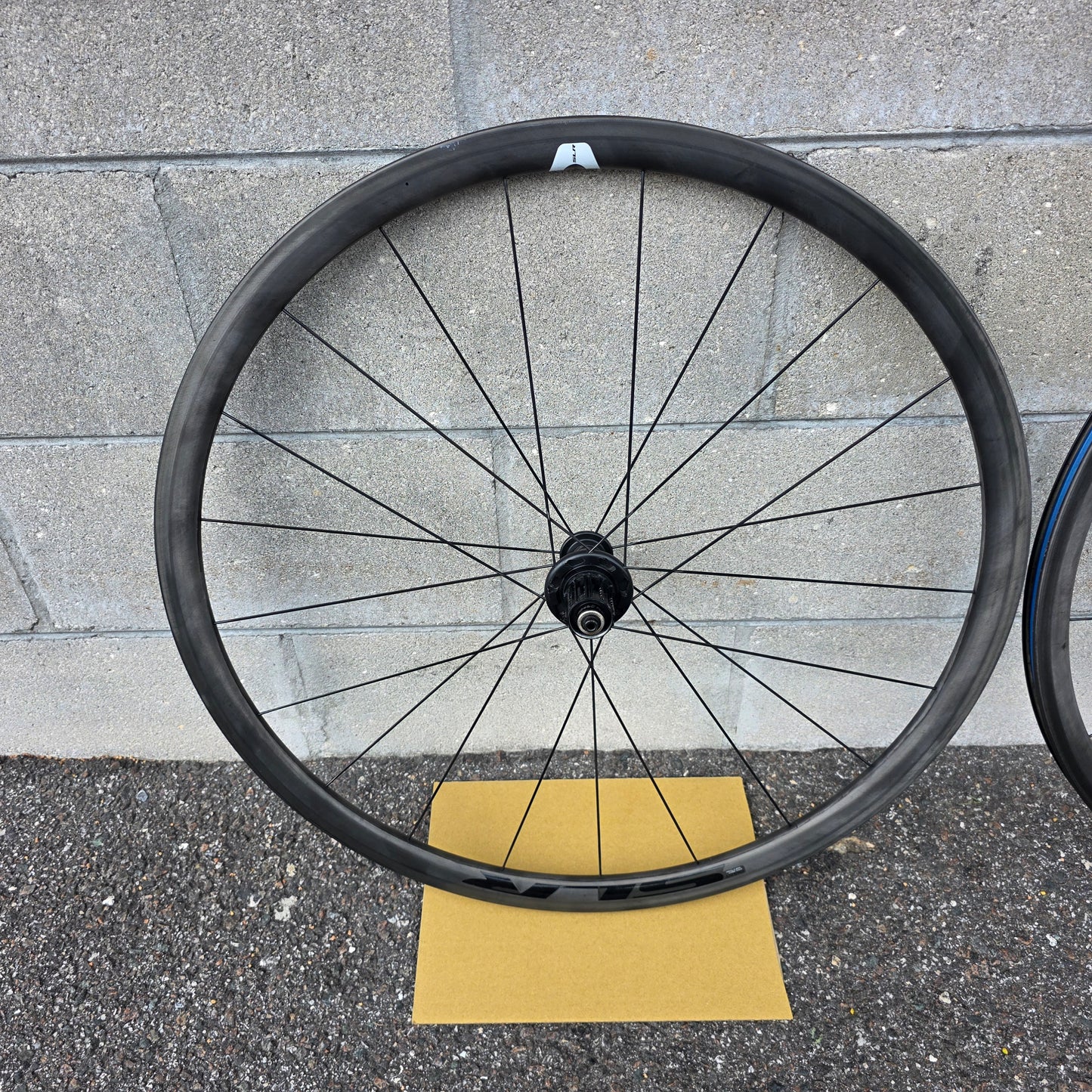 Giant SLR 0 Carbon Road Bike Wheelset Rim Brake Clincher TLR