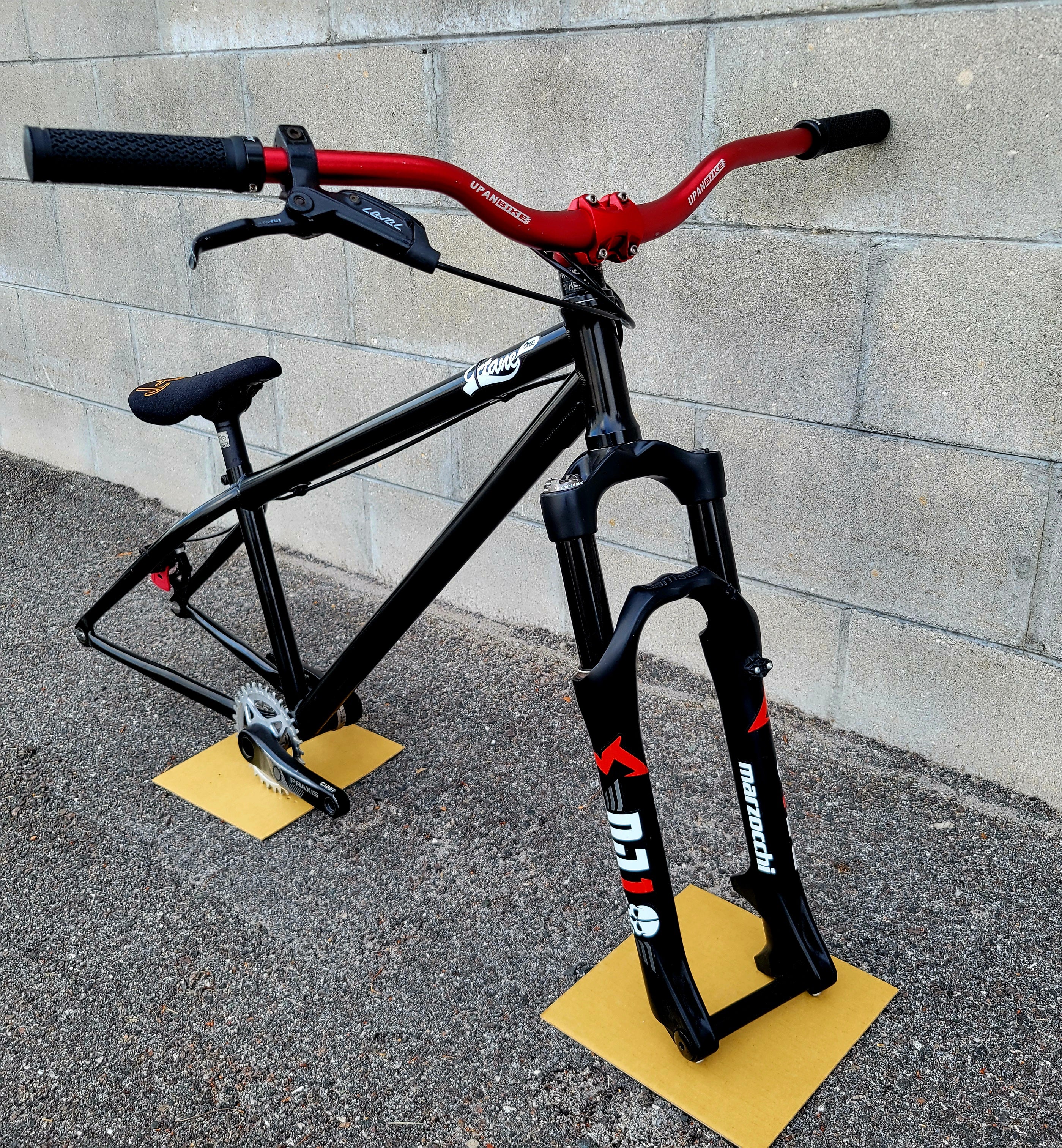 SPARK STREET / PARK FRAME FOR 26” WHEELS - Octane One