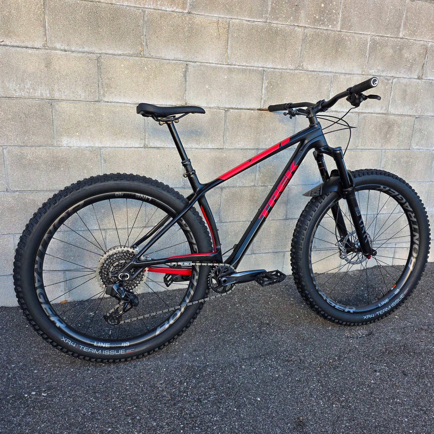 Trek Stache 9.8 Carbon 29+ (19.5/18.5") AXS