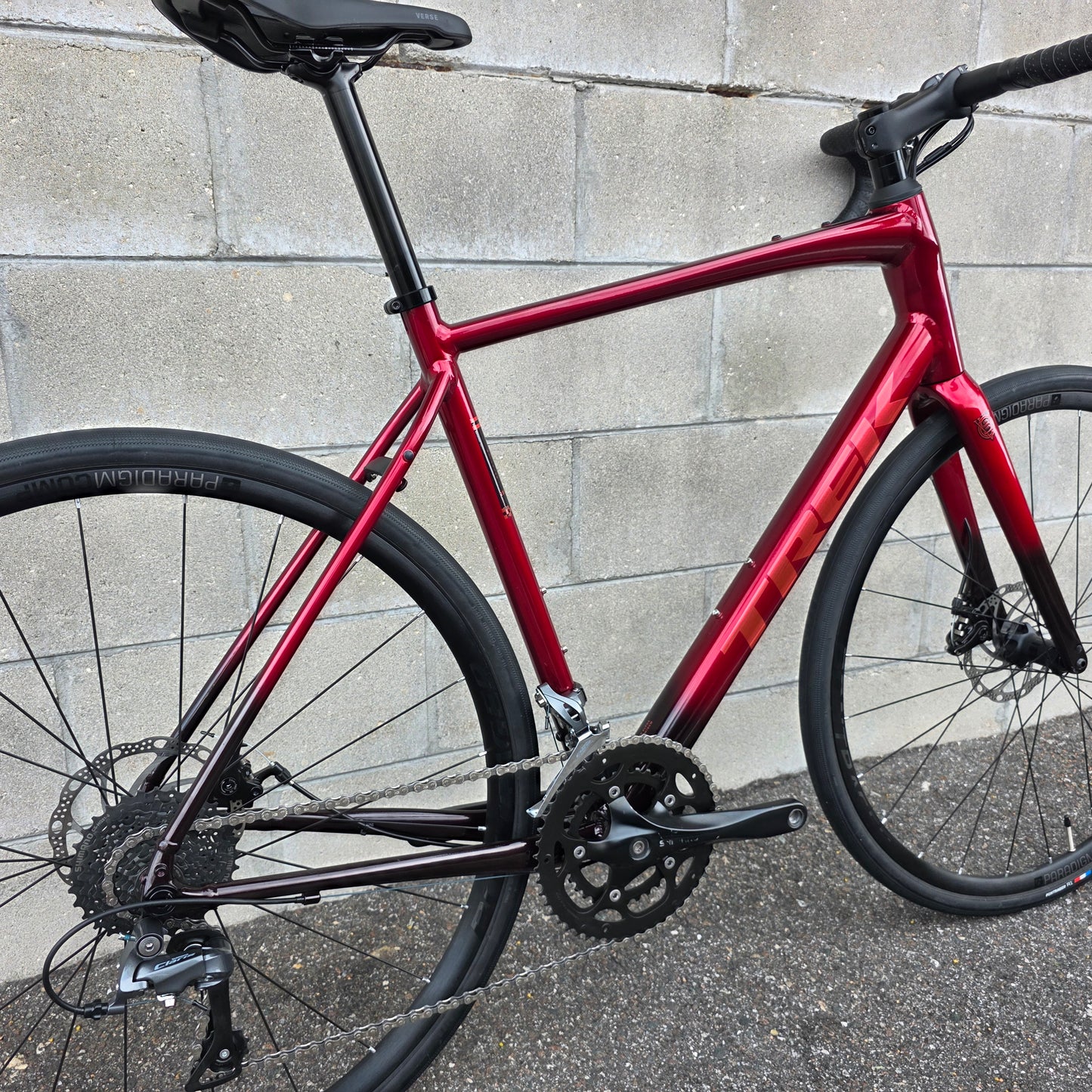 Trek Domane AL 2 (58cm) Road Bike