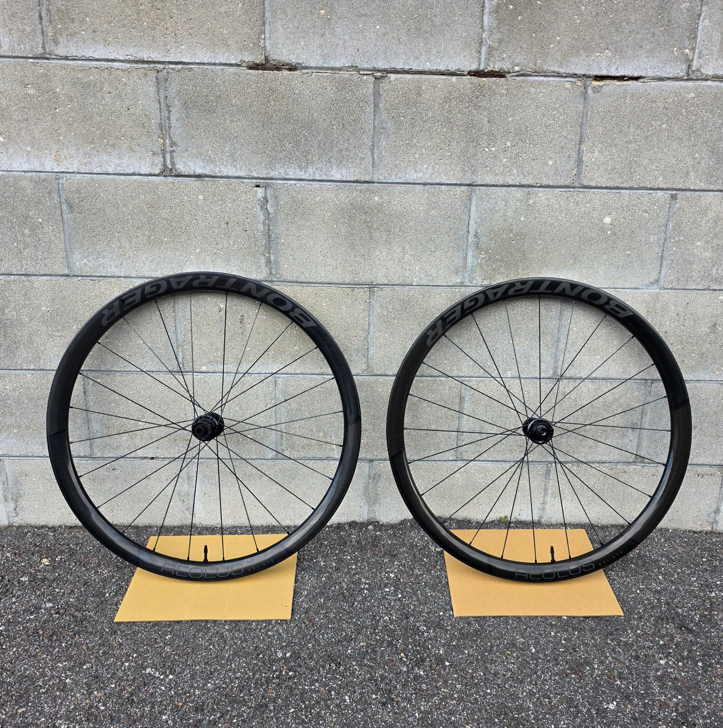 Bontrager Aeolus RSL 37V Carbon Wheelset Shimano