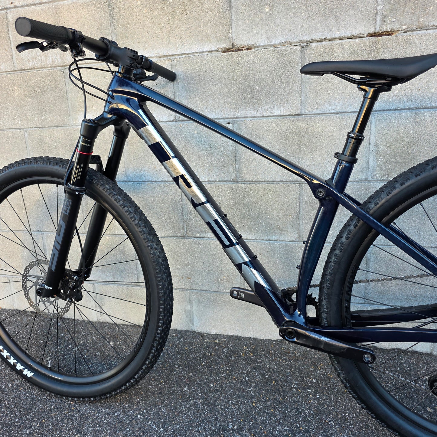 2024 Trek Procaliber Carbon (Medium) XT, SID