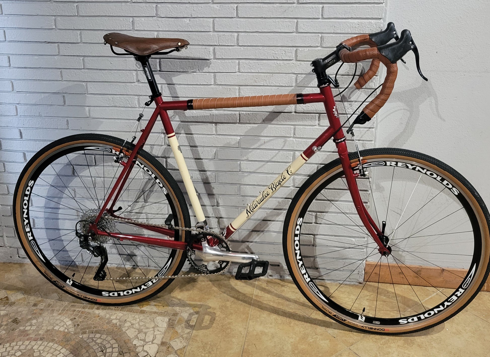 58 cm gravel bike Milwaukee Steel Gravel Bike (57/58cm) – South Tampa Bicycle Co