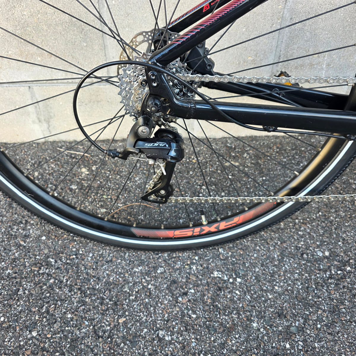 2024 Specialized Sirrus 3.0 (Size Small) Black Red
