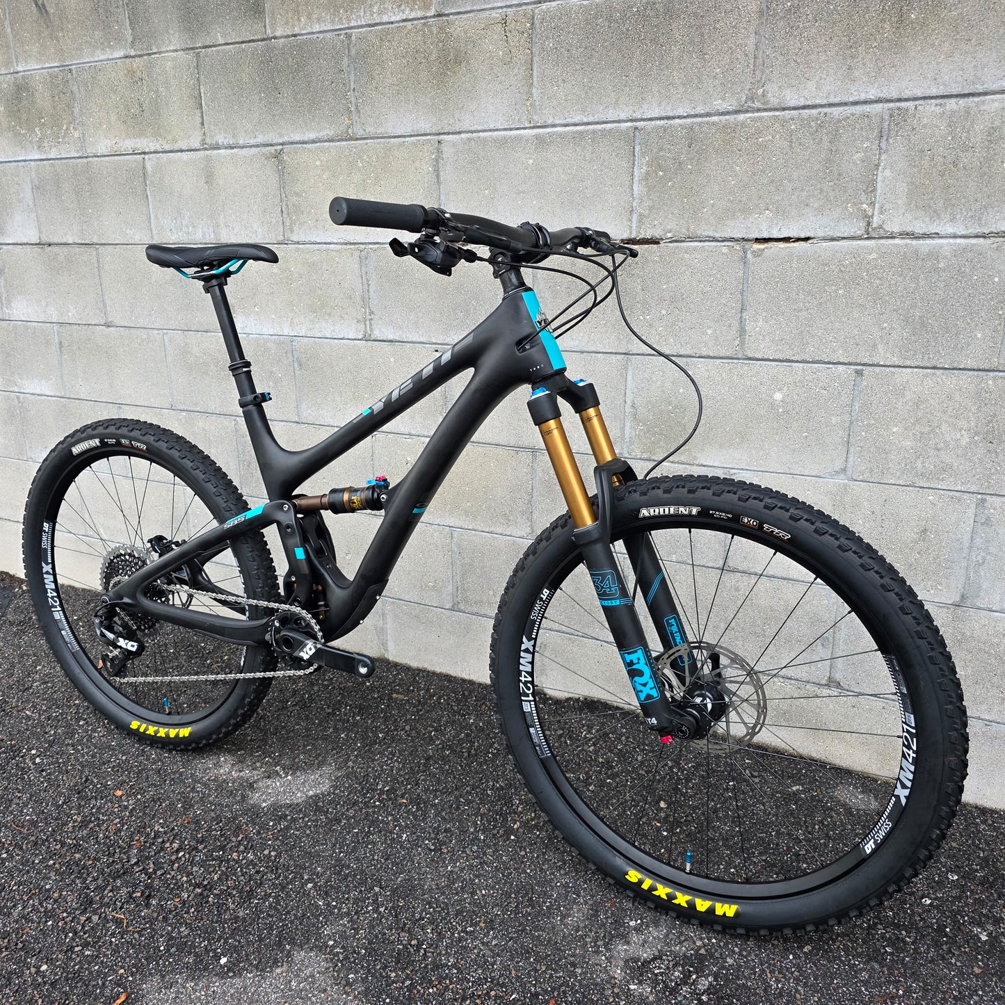 Yeti SB5 Turq 27.5 Carbon (Size Medium) SRAM XO, FOX Factory