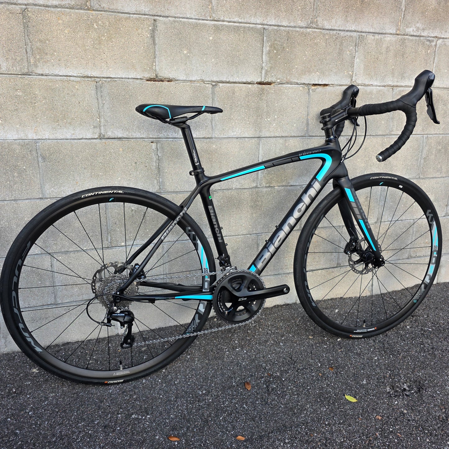 Bianchi Intenso Carbon Endurance Road Bike 50cm