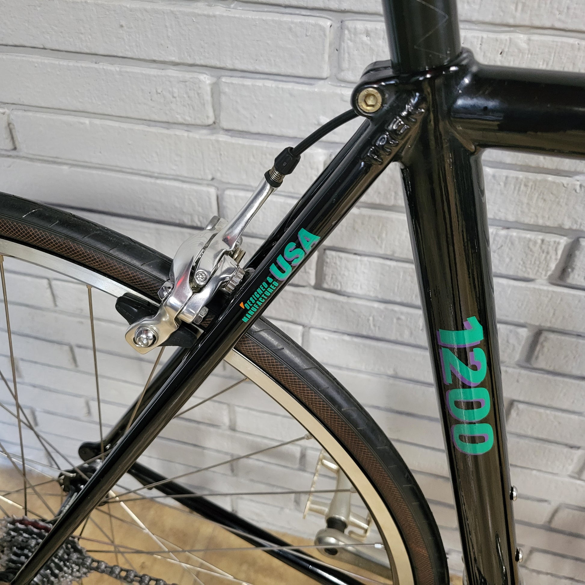 Trek 1200 Aluminum Road Bike (53cm Medium) Vinatge – South Tampa