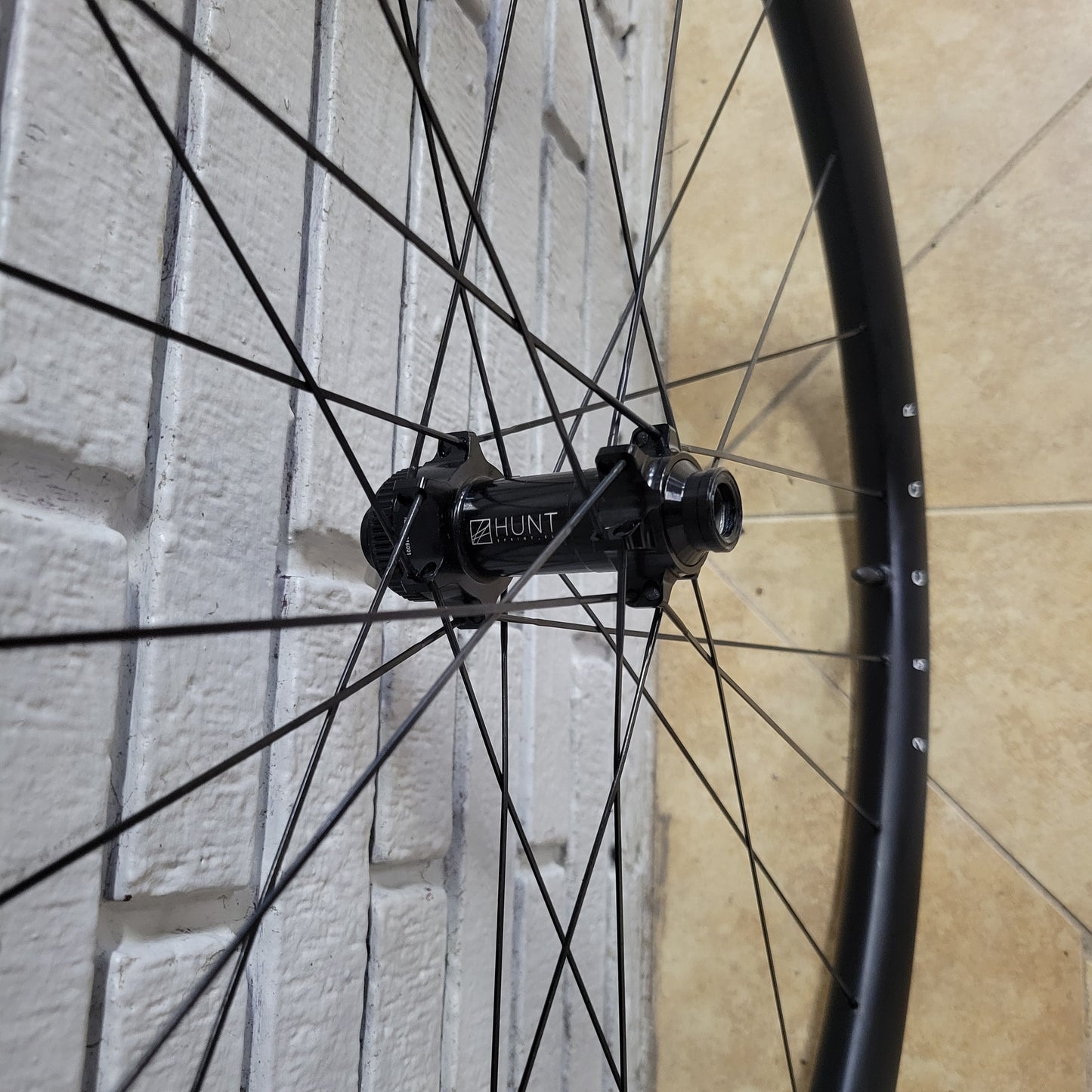 Hunt CGR25 Carbon Gravel Race Wheelset